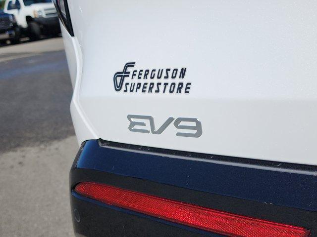 new 2026 Kia EV9 car, priced at $55,615