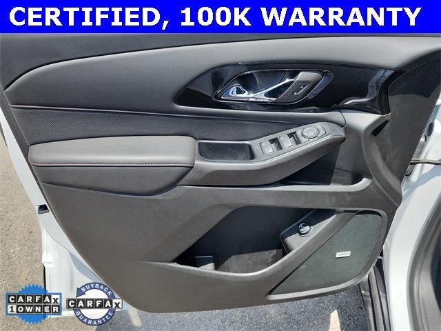 used 2023 Chevrolet Traverse car, priced at $32,500