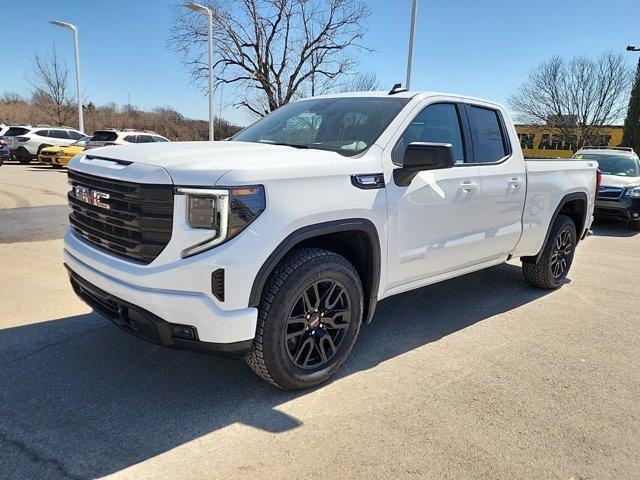 new 2025 GMC Sierra 1500 car, priced at $50,940