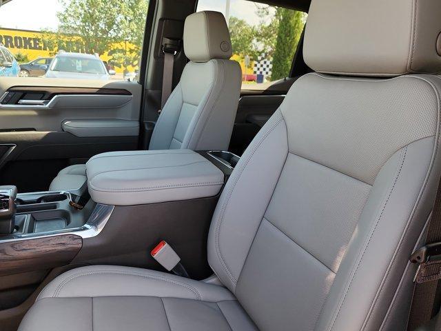 new 2025 GMC Sierra 1500 car, priced at $54,030