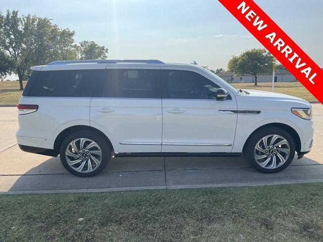 used 2022 Lincoln Navigator car, priced at $60,500