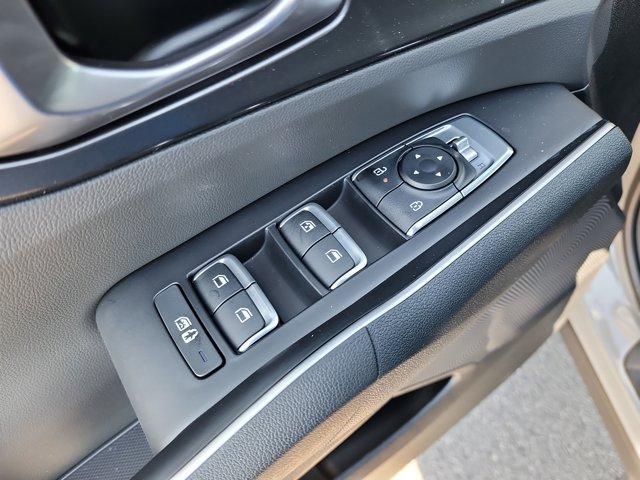 new 2026 Kia Sorento car, priced at $37,674