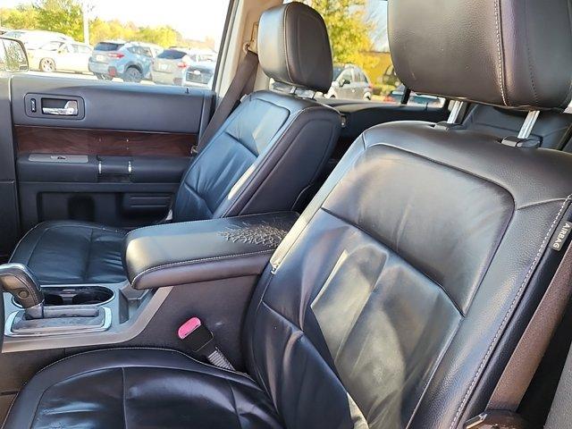 used 2009 Ford Flex car, priced at $6,500