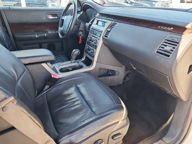 used 2009 Ford Flex car, priced at $6,500