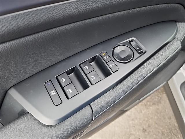 new 2026 Kia Sportage car, priced at $28,732