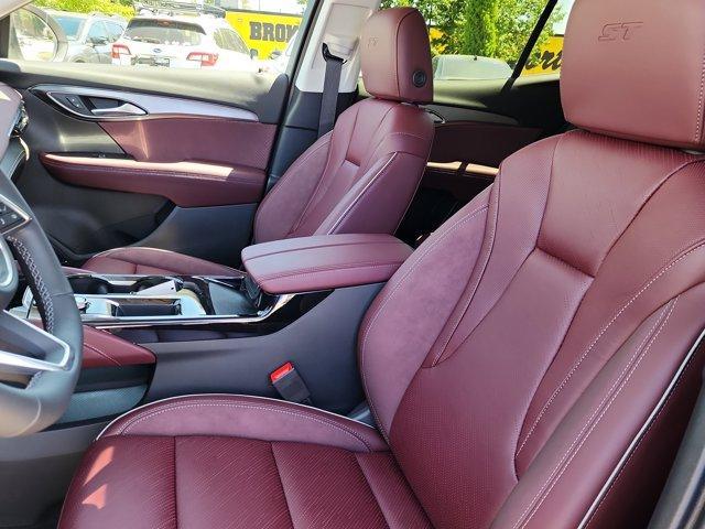 new 2025 Buick Envision car, priced at $38,240