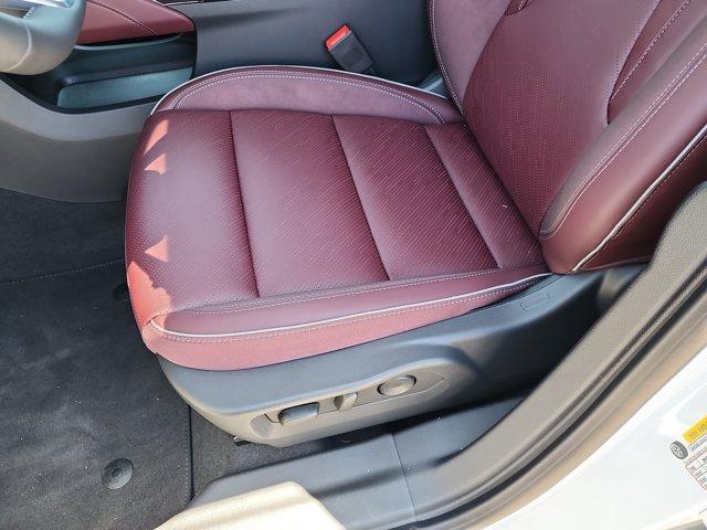 new 2025 Buick Envision car, priced at $38,240