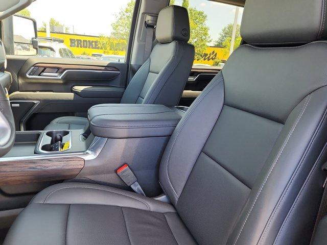 new 2025 GMC Sierra 2500 car, priced at $72,375