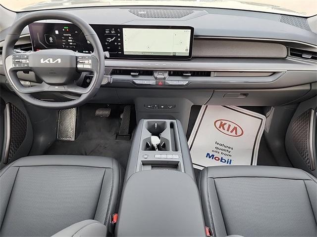 new 2024 Kia EV9 car, priced at $43,925