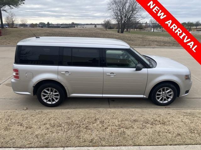 used 2014 Ford Flex car, priced at $10,000