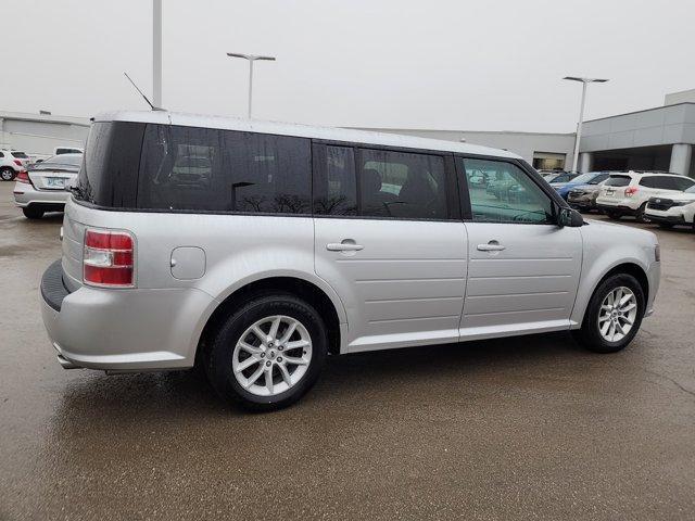 used 2014 Ford Flex car, priced at $9,000