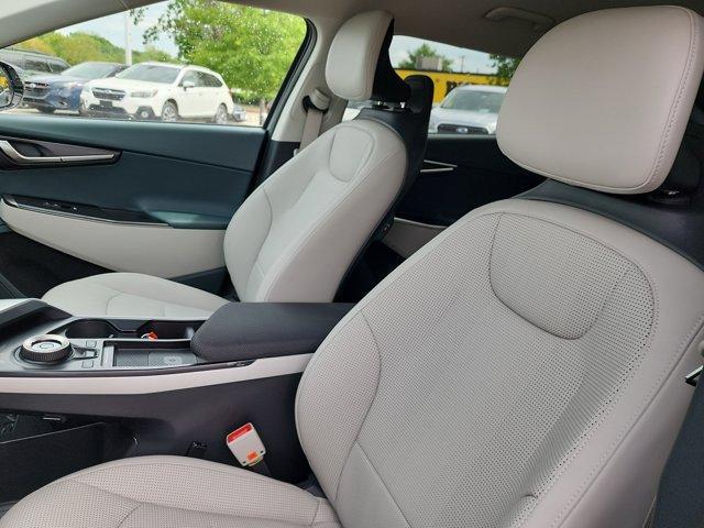 new 2025 Kia EV6 car, priced at $46,035