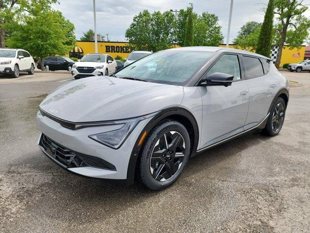 new 2025 Kia EV6 car, priced at $46,035