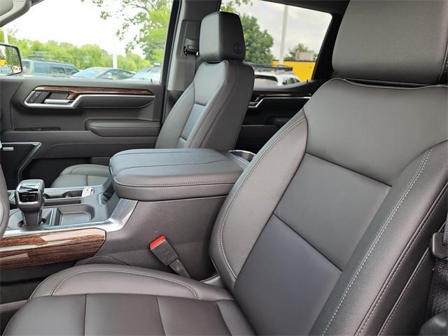 new 2025 GMC Sierra 1500 car, priced at $55,435