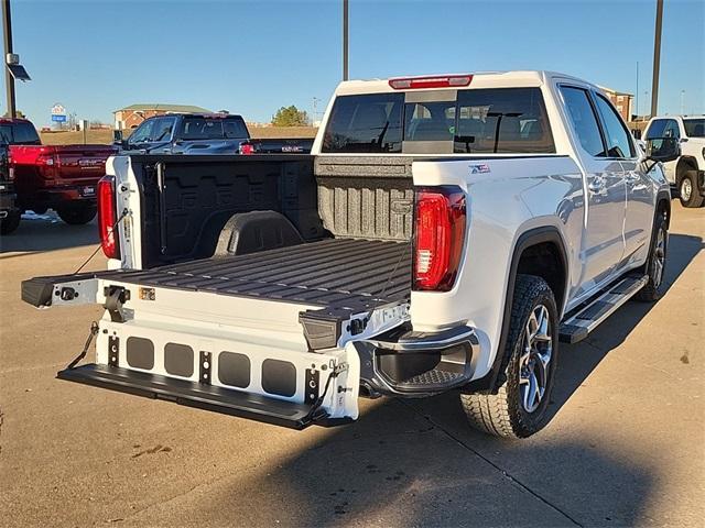 new 2025 GMC Sierra 1500 car, priced at $57,280