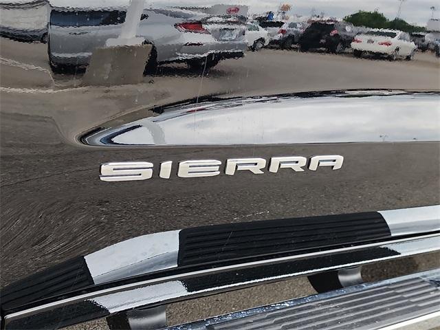 new 2025 GMC Sierra 1500 car, priced at $55,150