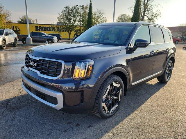new 2025 Kia Telluride car, priced at $41,299