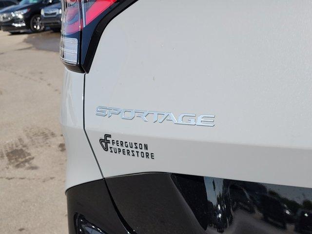 new 2024 Kia Sportage car, priced at $35,235