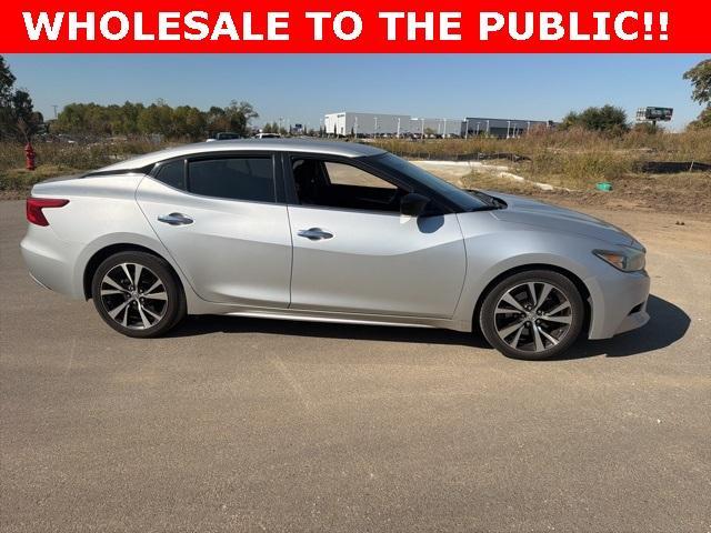 used 2016 Nissan Maxima car, priced at $7,000