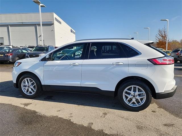 used 2024 Ford Edge car, priced at $30,000