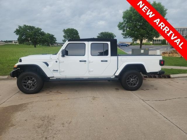 used 2024 Jeep Gladiator car, priced at $37,500