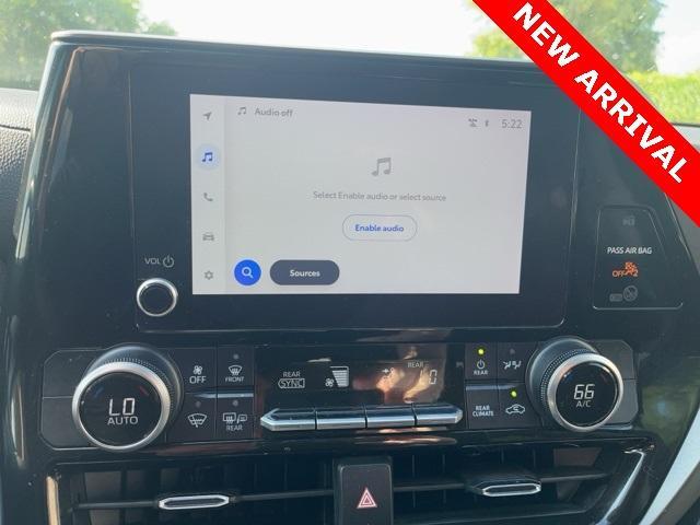 used 2023 Toyota Highlander car, priced at $34,000