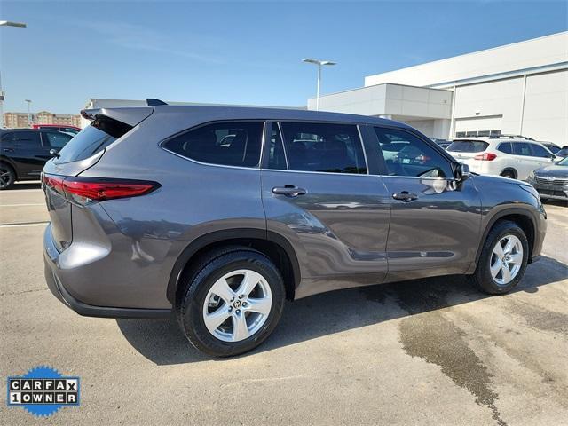 used 2023 Toyota Highlander car, priced at $33,500