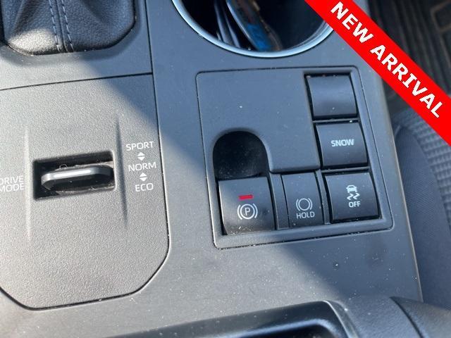 used 2023 Toyota Highlander car, priced at $34,000