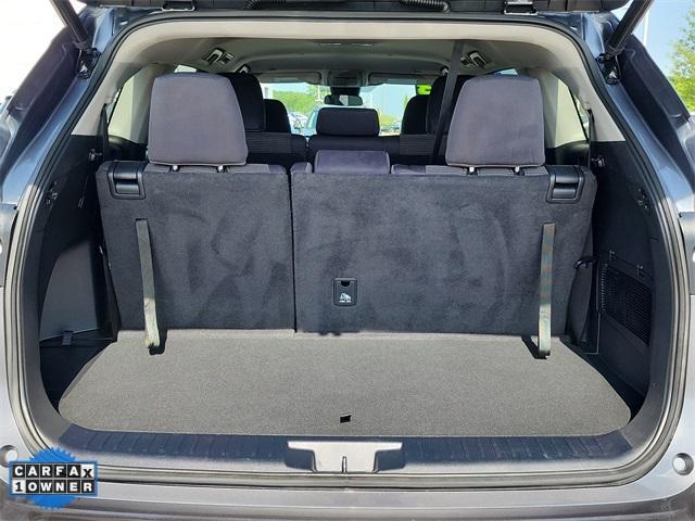 used 2023 Toyota Highlander car, priced at $33,500