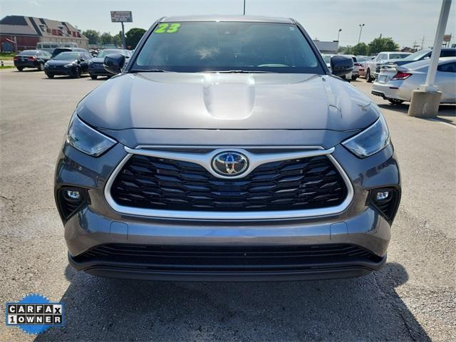 used 2023 Toyota Highlander car, priced at $33,500
