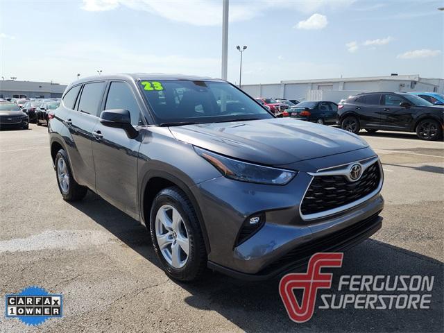 used 2023 Toyota Highlander car, priced at $33,500