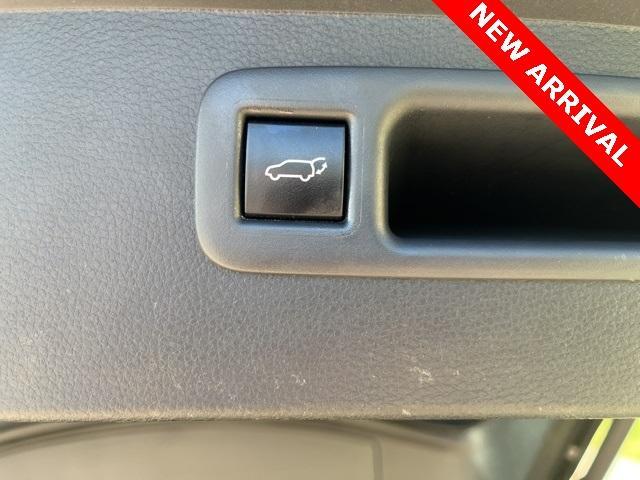 used 2023 Toyota Highlander car, priced at $34,000