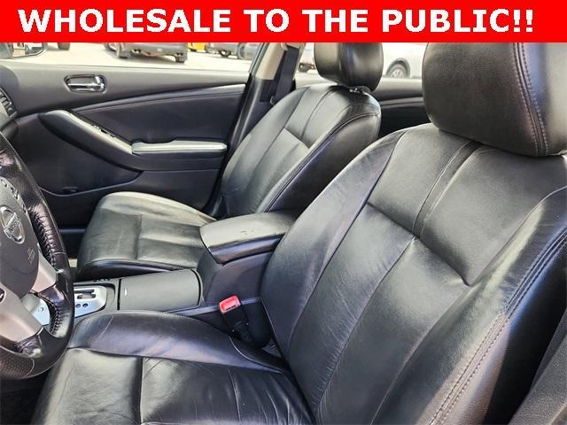 used 2009 Nissan Altima car, priced at $5,000