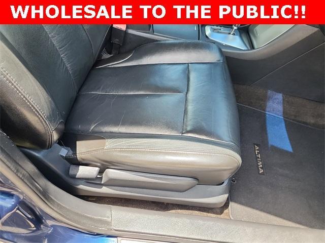 used 2009 Nissan Altima car, priced at $5,000