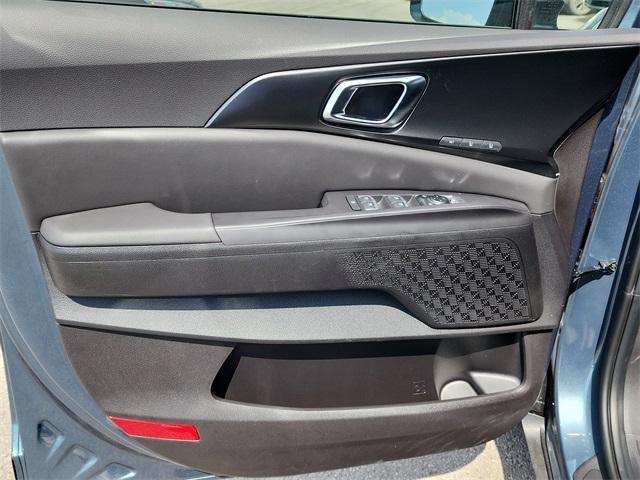 new 2026 Kia Carnival car, priced at $47,020