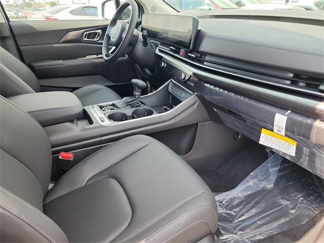 new 2026 Kia Carnival car, priced at $47,020