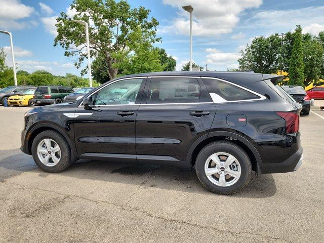 new 2025 Kia Sorento car, priced at $30,710