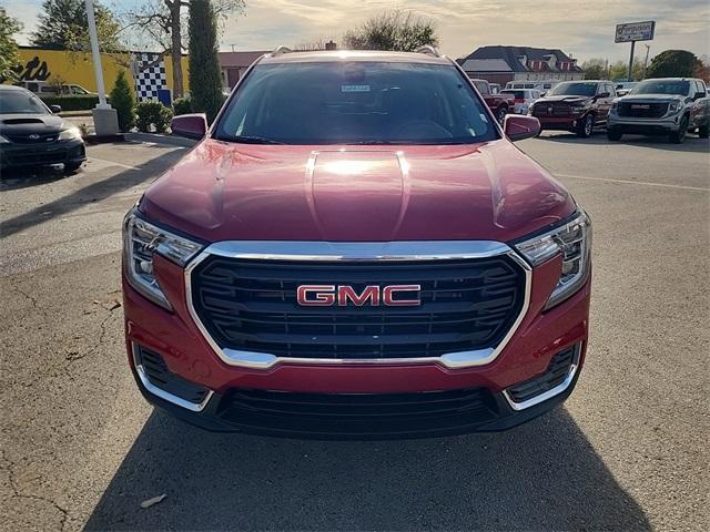 new 2024 GMC Terrain car, priced at $25,410