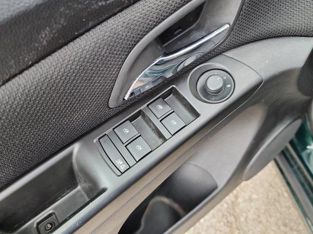 used 2014 Chevrolet Cruze car, priced at $6,000