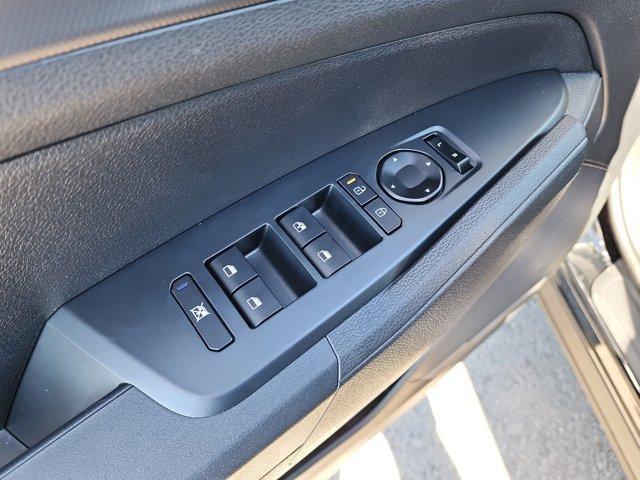 new 2026 Kia Sportage car, priced at $28,885