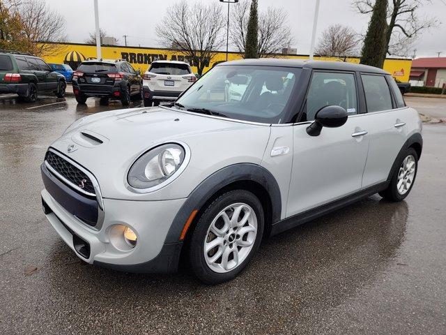 used 2015 MINI Hardtop car, priced at $11,000