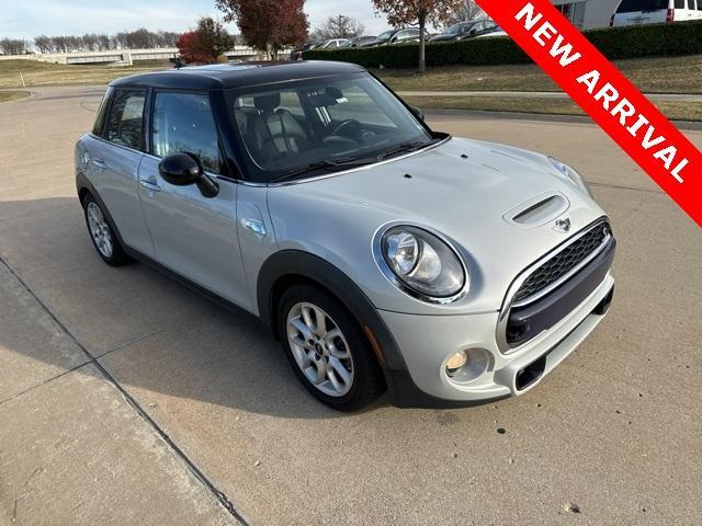 used 2015 MINI Hardtop car, priced at $14,000