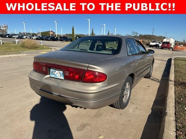 used 2001 Buick Regal car, priced at $5,000