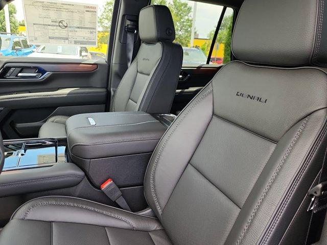 new 2025 GMC Yukon car, priced at $84,657
