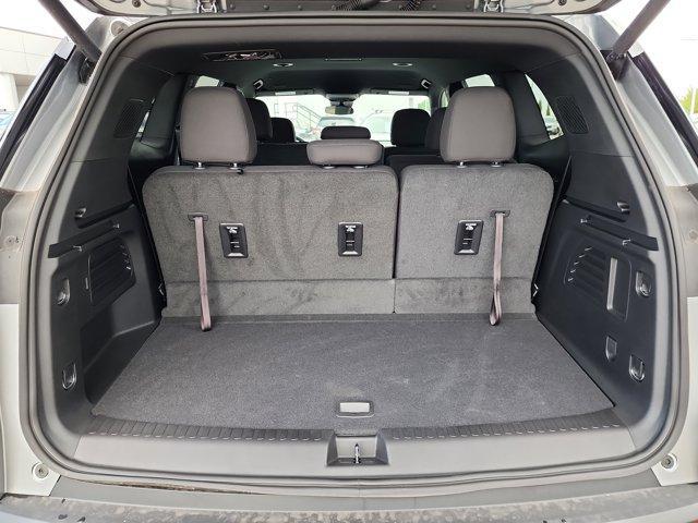 new 2025 GMC Acadia car, priced at $47,330