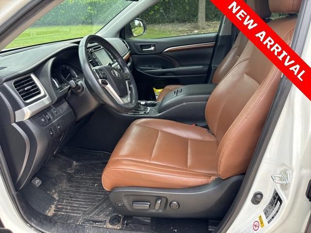 used 2019 Toyota Highlander car, priced at $26,500