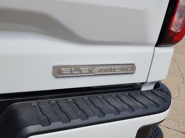 new 2024 GMC Sierra 1500 car, priced at $43,390