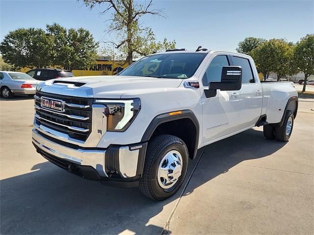 new 2025 GMC Sierra 3500 car, priced at $70,715