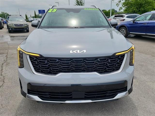 used 2025 Kia Sorento car, priced at $32,000