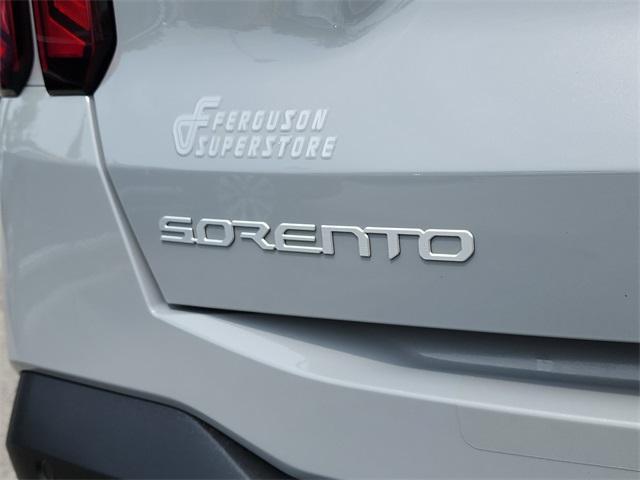 used 2025 Kia Sorento car, priced at $32,000